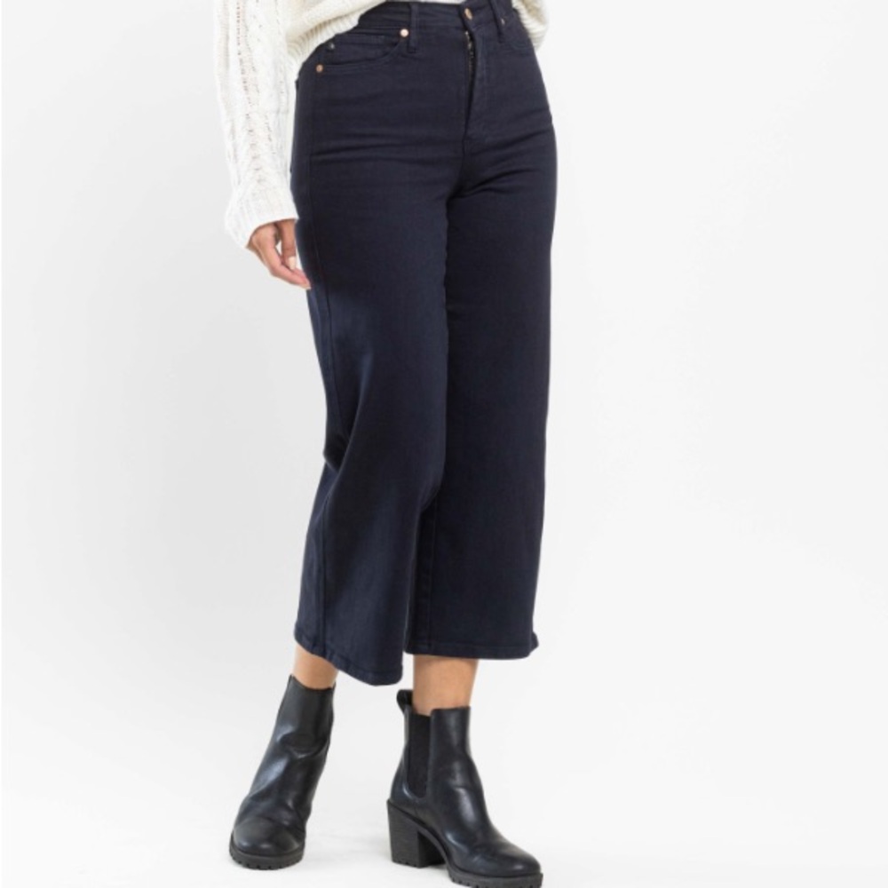 Judy Blue Tummy Control Wide Leg Crop Jean Garment Dyed Navy Blue NWT - Picture 10 of 11